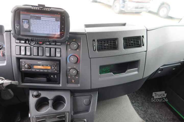 Kuffert Volvo FL 210 Bakwagen + DHollandia 1500 kg