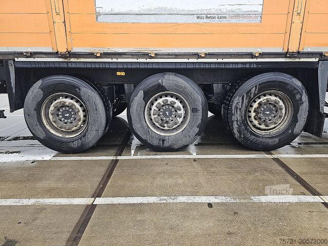 Open bak met borden SCHMITZ SCB*S3T