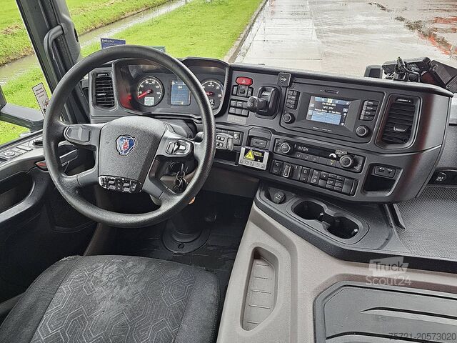 Refrigerated/frozen transport SCANIA P320