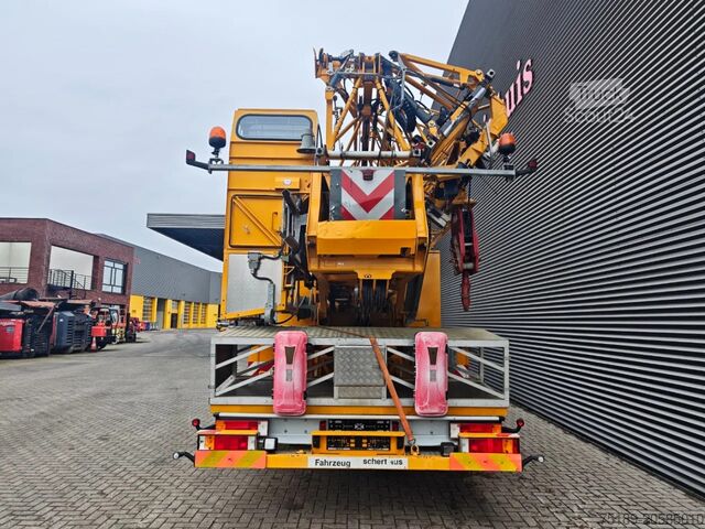 Torņa celtnis Liebherr MK63 6x6x6