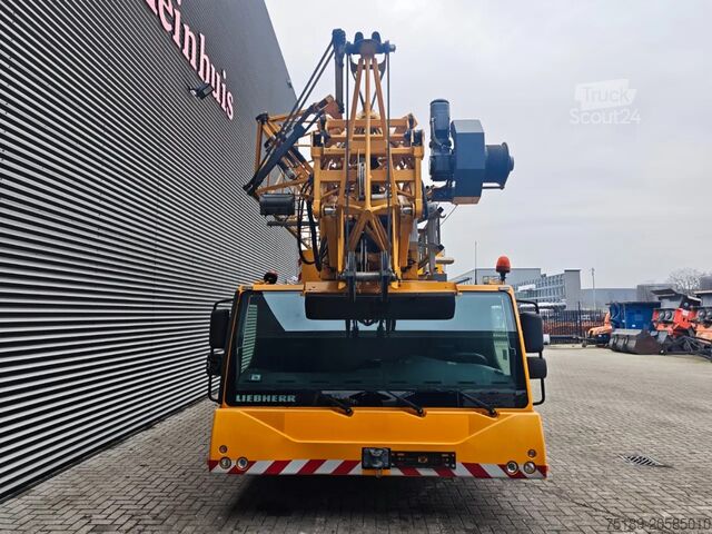 Torņa celtnis Liebherr MK63 6x6x6