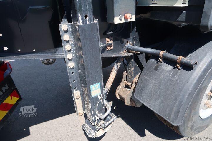 مقطورة نصف قلابة Schwarzmüller SK Stahlrundmulde