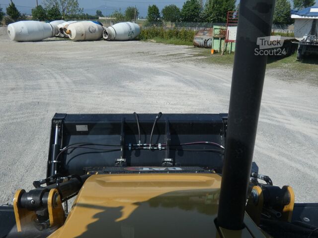 Chargeuse sur pneus Caterpillar 444