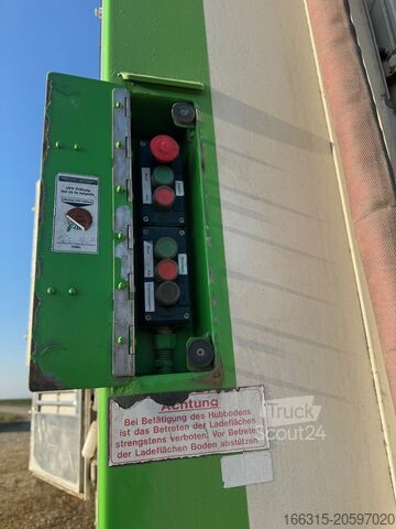 Camión de ganado Menke Janzen