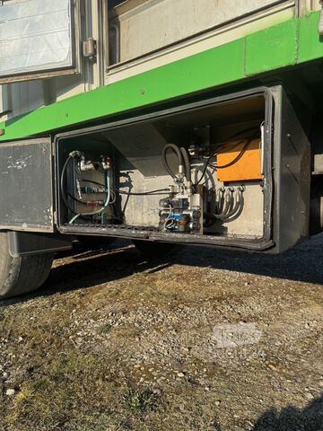 Camión de ganado Menke Janzen