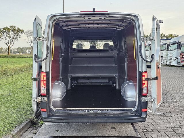 VOLKSWAGEN CRAFTER 35 2.0 navi 140 KM!! VW CRAFTER 35 2.0  Navi 140pk!!