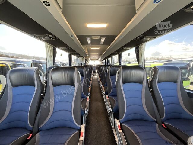 Diaľkový autobus Mercedes-Benz Tourismo 15 RHD