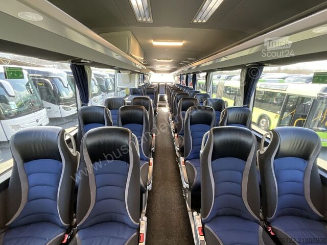 Diaľkový autobus Mercedes-Benz Tourismo 15 RHD