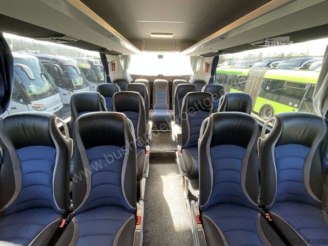 Diaľkový autobus Mercedes-Benz Tourismo 15 RHD