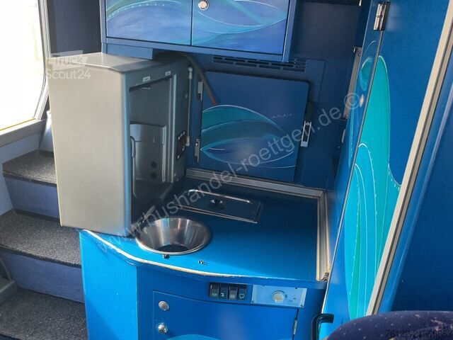 Kétemeletes Setra S 328 DT