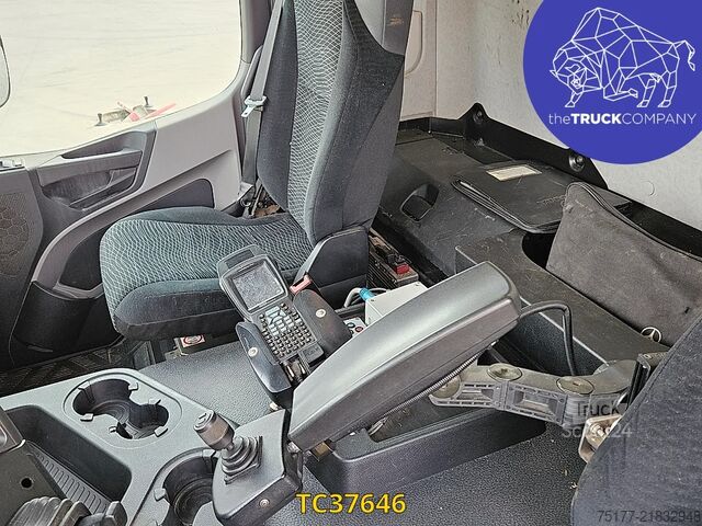 مركبة جمع النفايات Mercedes-Benz Antos 2536