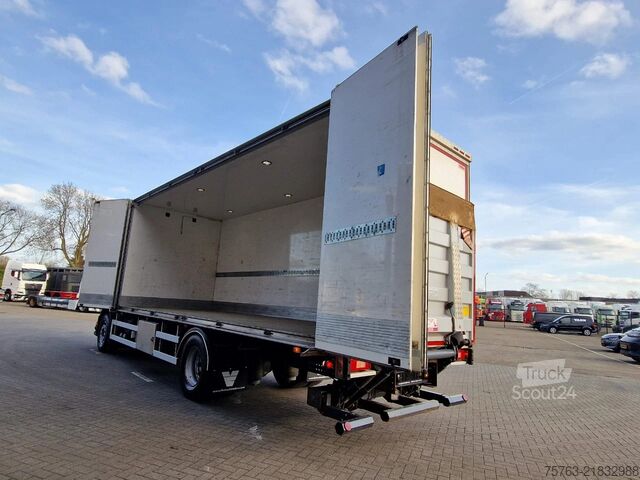 Maleta Volvo FE 320 - Euro 6 - full air - side opening - lif...