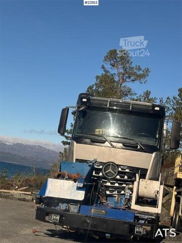 Mixer Mercedes-Benz Arocs with a Meyco Roadrunner concrete spray unit