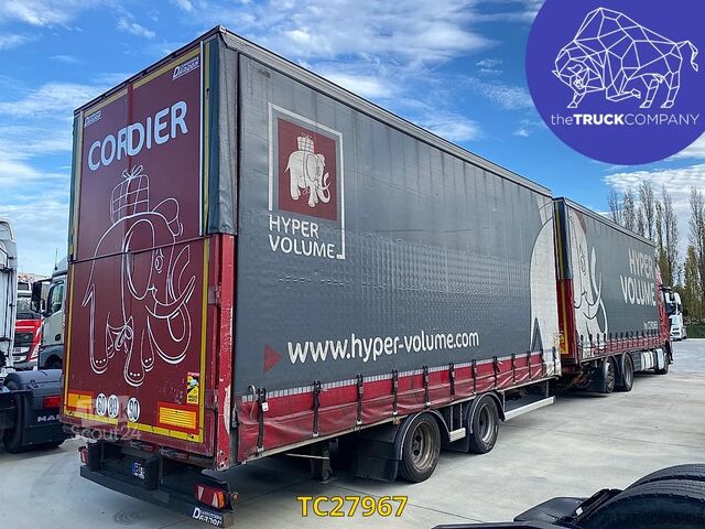 Csúszó ponyvák Fruehauf