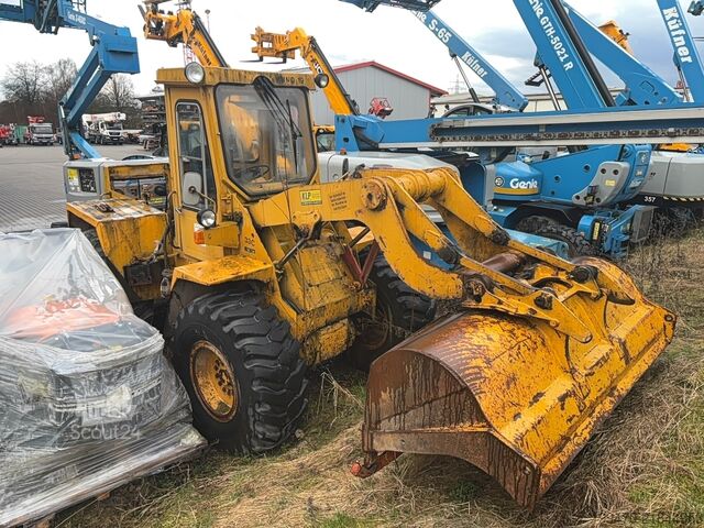 φορτωτής Hanomag MF 33C Massey Ferguson / for parts only