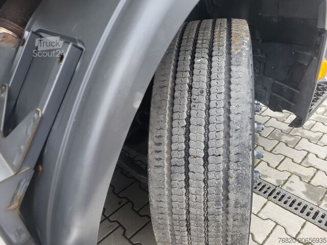 Atkritumu mašīna Volvo FE320