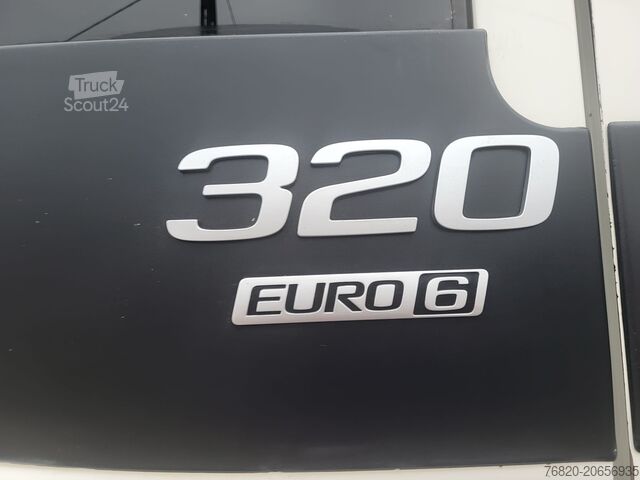 Atkritumu mašīna Volvo FE320