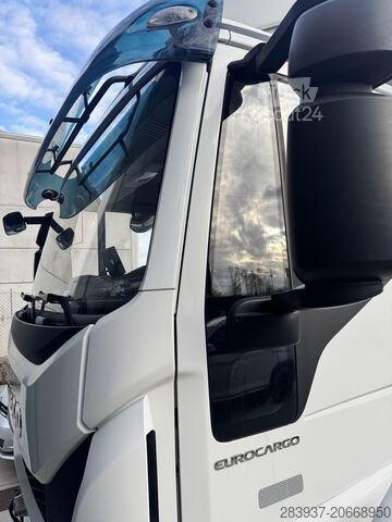 φορτηγό με καρότσα και συρόμενη τέντα Iveco 140E280