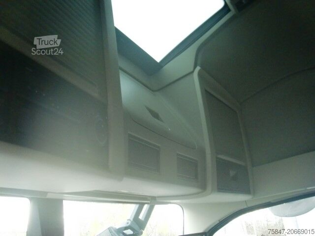 Стандартний тягач Volvo FH 500 Aero I-Save Globe XL Retarder