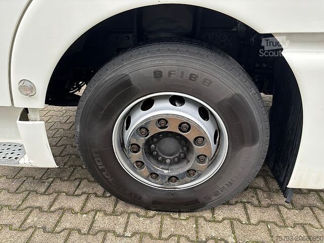 Грузовик специального назначения MAN TGX 18.460 S