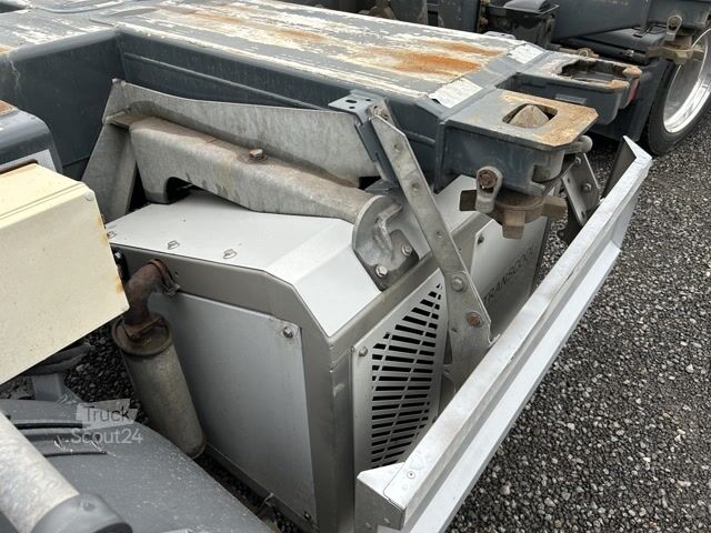 Keitimo kėbulo puspriekabė D-Tec VCC-01/FT LS Flexitrailer Transcool Genset