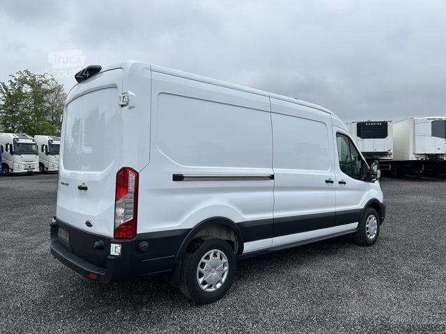 Panelová dodávka Ford Transit FT 350 130 PS L3H2 Klima Rückfahrkamera
