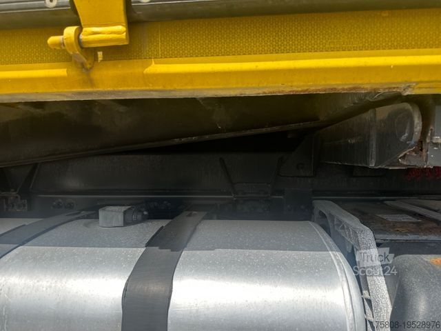 Damperli kamyon VOLVO FH460 Getreidekipper Lenk Staplerhalterung