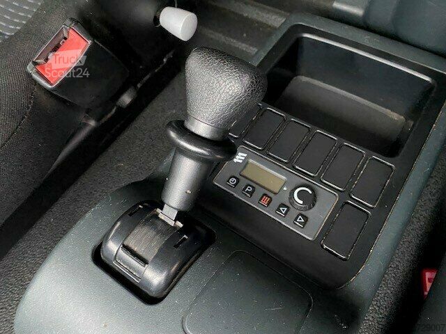 LKW mit Kofferaufbau MAN 8.180BL Möbelkoffer/AHK/Org.107Tkm/3 Sitzer