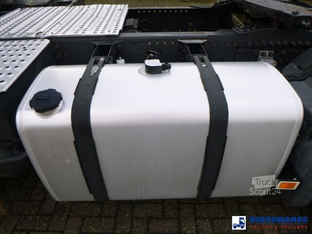 Standaard trekker Volvo FM 450 4x2 Euro 5