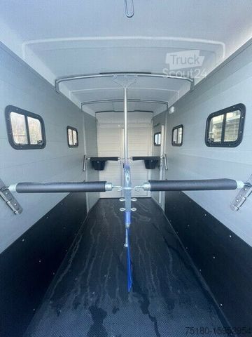 Přívěs pro přepravu koní HUMBAUR * NOTOS X-TRA UP*ALUBODEN begehbare SK NEU