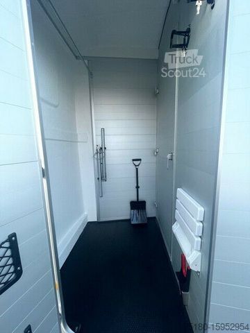 Přívěs pro přepravu koní HUMBAUR * NOTOS X-TRA UP*ALUBODEN begehbare SK NEU