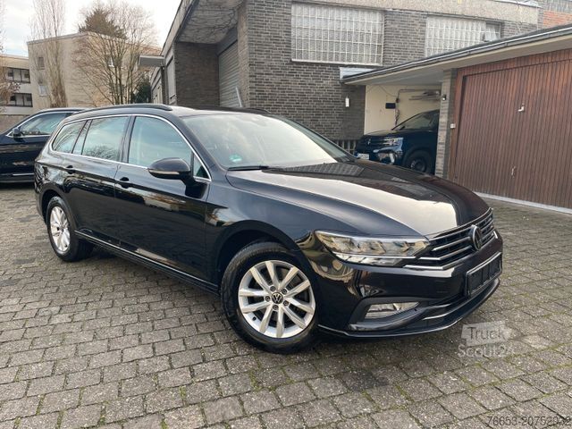 Minibus VOLKSWAGEN Passat Variant 110kw DSG Kamera *LED *Navi