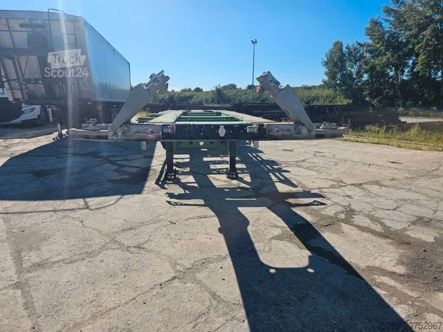 Auflieger-Wechselfahrgestell WIELTON Vario Containerchassis, Reifendruckkontrolle