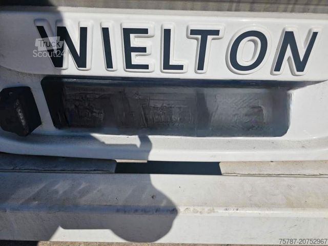 Auflieger-Wechselfahrgestell WIELTON Vario Containerchassis, Reifendruckkontrolle