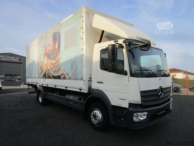 Ladbil med presenning MERCEDES-BENZ Atego 1324L MP4.*7,25m+LBW 1,5to.+AHK+6-Zylinder