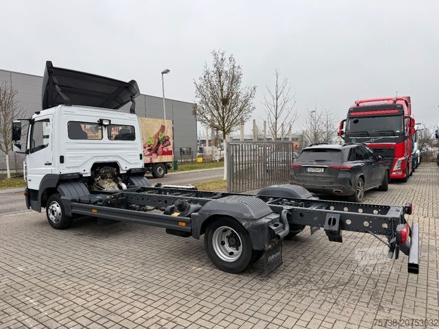 Podwozie furgonu MERCEDES-BENZ Atego 818 L Fahrgestell/Klima/SCHALTER/EURO6D