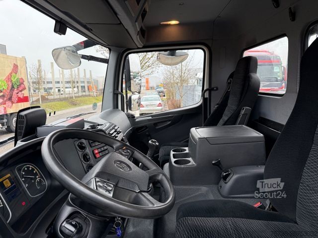 Podwozie furgonu MERCEDES-BENZ Atego 818 L Fahrgestell/Klima/SCHALTER/EURO6D