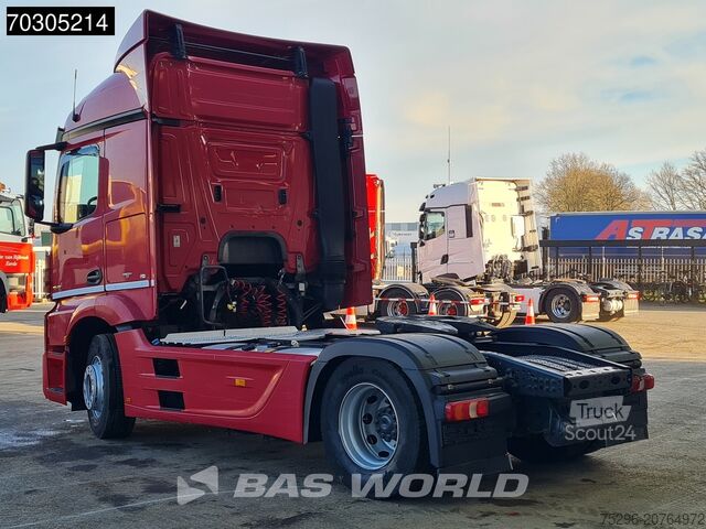Farliga ämnen Mercedes Actros 1845 4X2 StreamSpace Retarder ADR