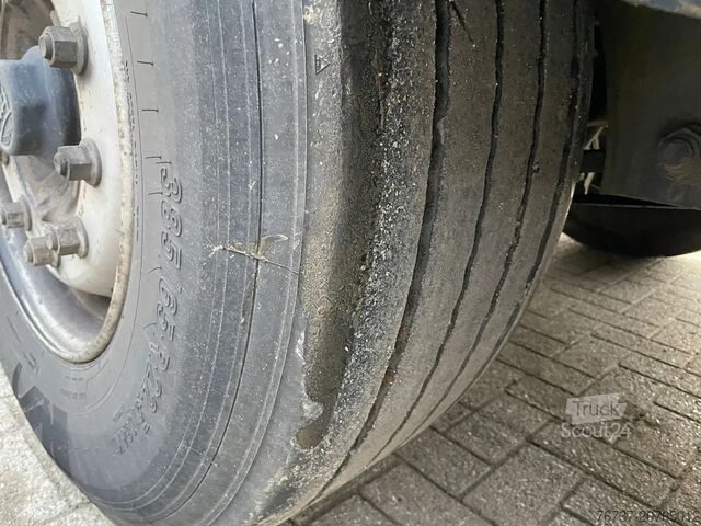 Platform aanhanger Van Hool **BELGIAN TRAILER-BPW AXXLES**