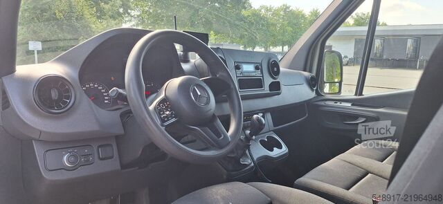 Kastenwagen Mercedes-Benz Sprinter 319 Koffer