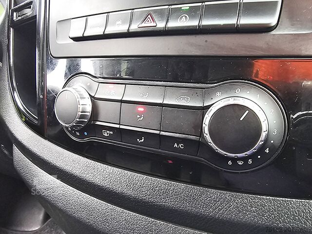 Transport de personnes MERCEDES-BENZ VITO 114 CDI TOURER 2X Airco 9-Persoons!