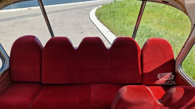 Autocar interurbain SETRA Kässbohrer Setra S 11