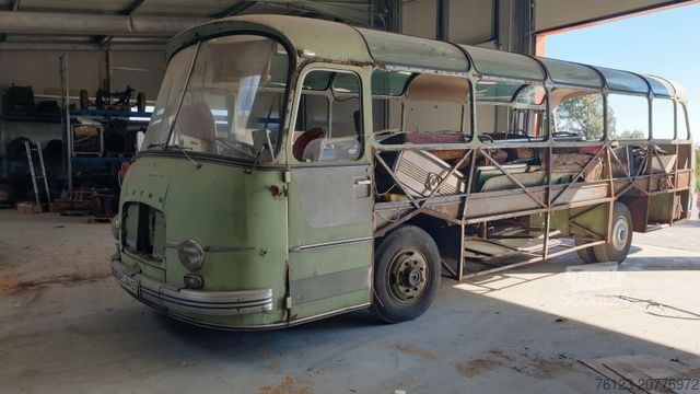 Autocar interurbain SETRA Kässbohrer Setra S 11