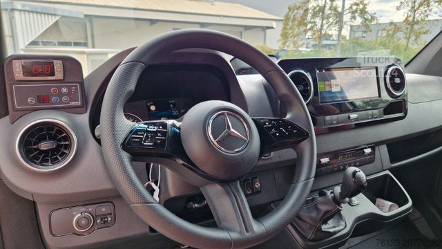 Minibus MERCEDES-BENZ 515 Sprinter 22 Schlafsessel Vorlauffahrzeug 2x