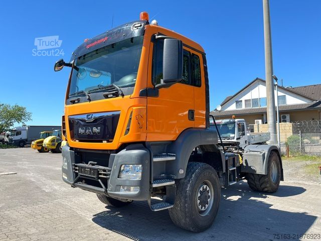 Standartinis vilkikas MAN TG-S 18.460 4x4 LOF SZM org LOF Umbau