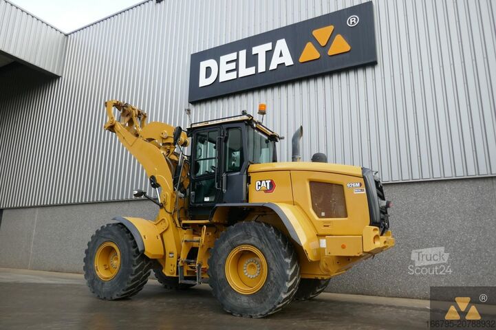 Kolesni nakladalnik Caterpillar 926M