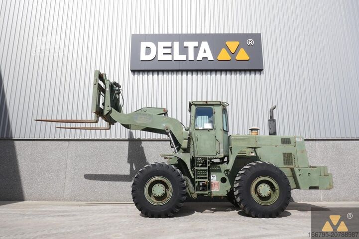 Kolesni nakladalnik Komatsu 540 Ex-army