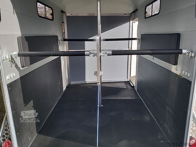 Remolque para caballos Cheval Liberté Multimax flexibler großer Pferde Kofferanhänger