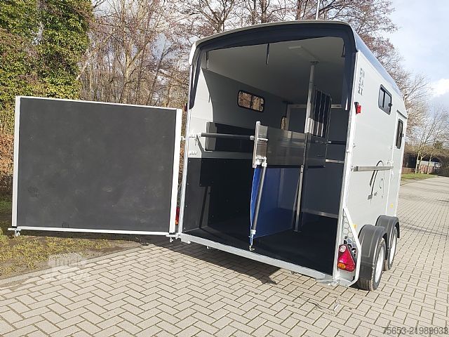 Remolque para caballos Cheval Liberté Multimax flexibler großer Pferde Kofferanhänger
