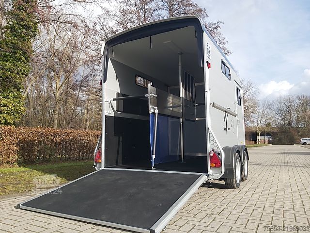 Remolque para caballos Cheval Liberté Multimax flexibler großer Pferde Kofferanhänger